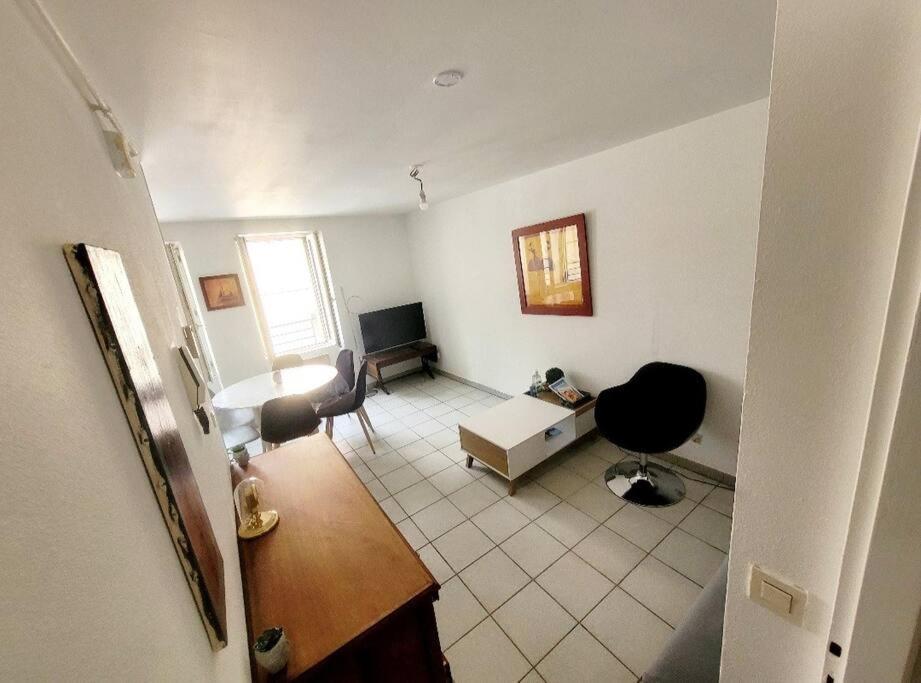 Appartement 2 Chambres Centre Ville Au Calme Валанс Екстериор снимка
