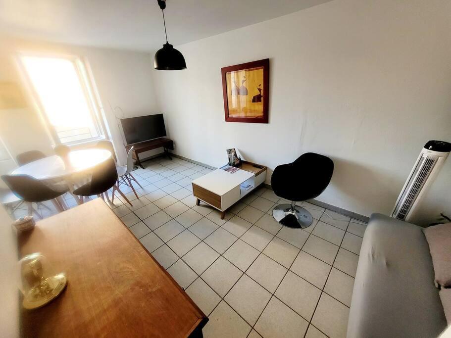 Appartement 2 Chambres Centre Ville Au Calme Валанс Екстериор снимка